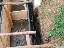 Pembangunan Drainase Sumberjo Di Kerjakan Asal Jadi,Surat Peringatan Dari Dinas PUTR Diacuhkan